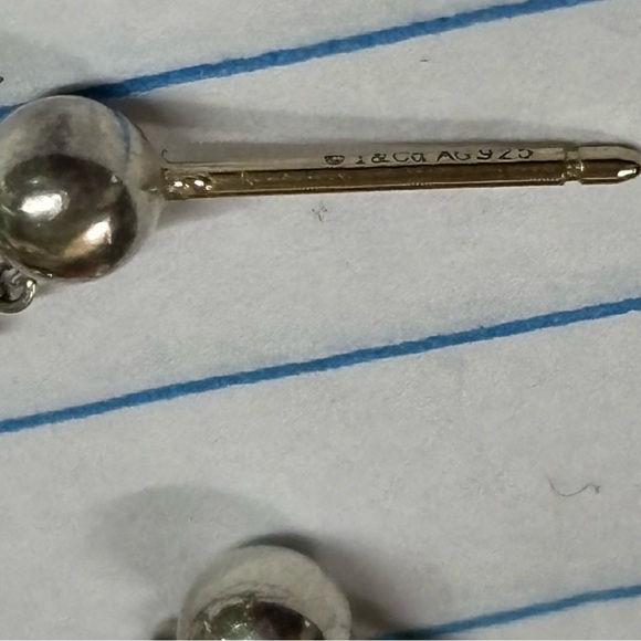 TIFFANY & Co Earrings - Picture 4 of 9